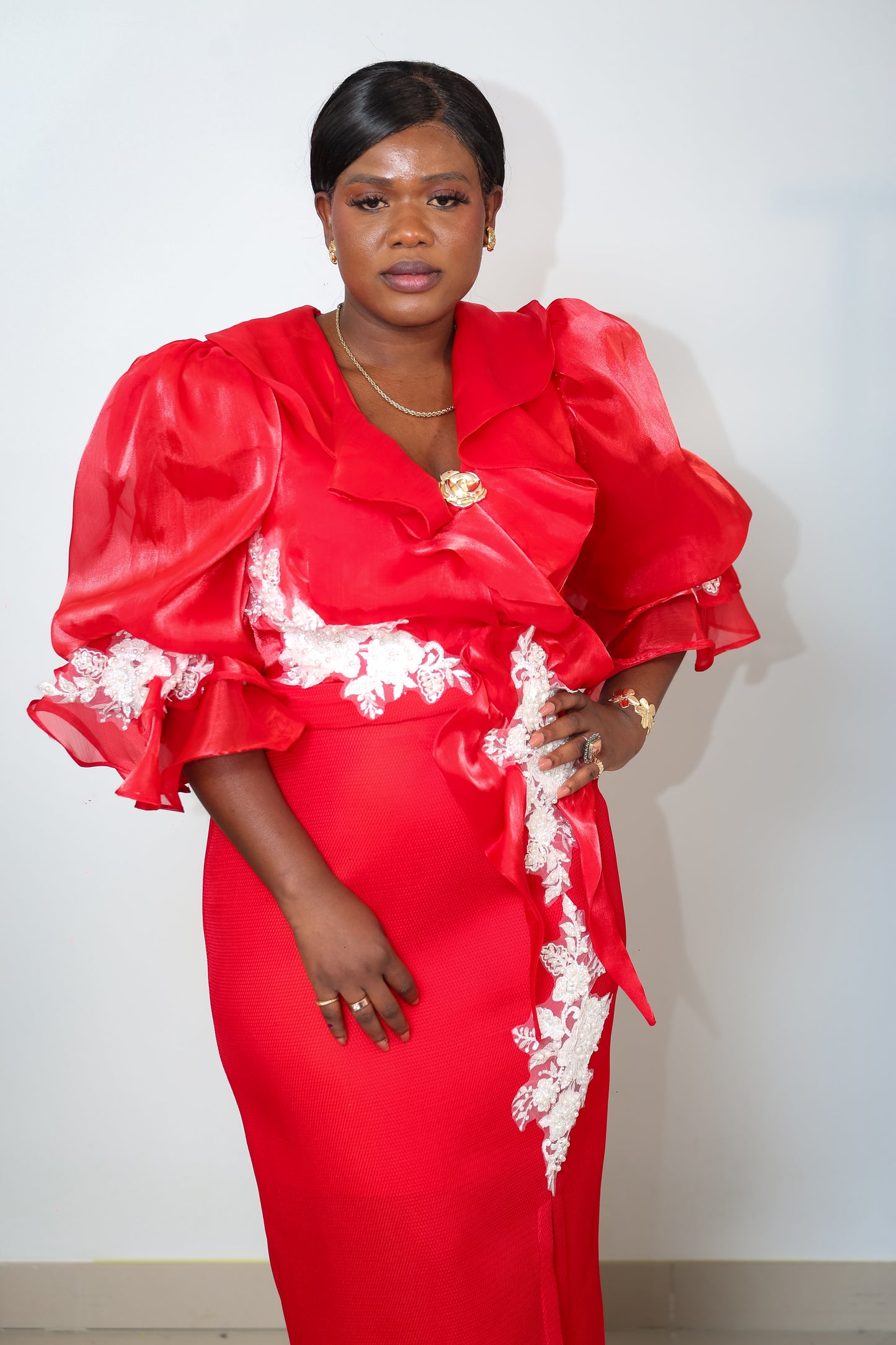 Robe rouge blanche