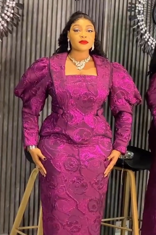 Robe rose