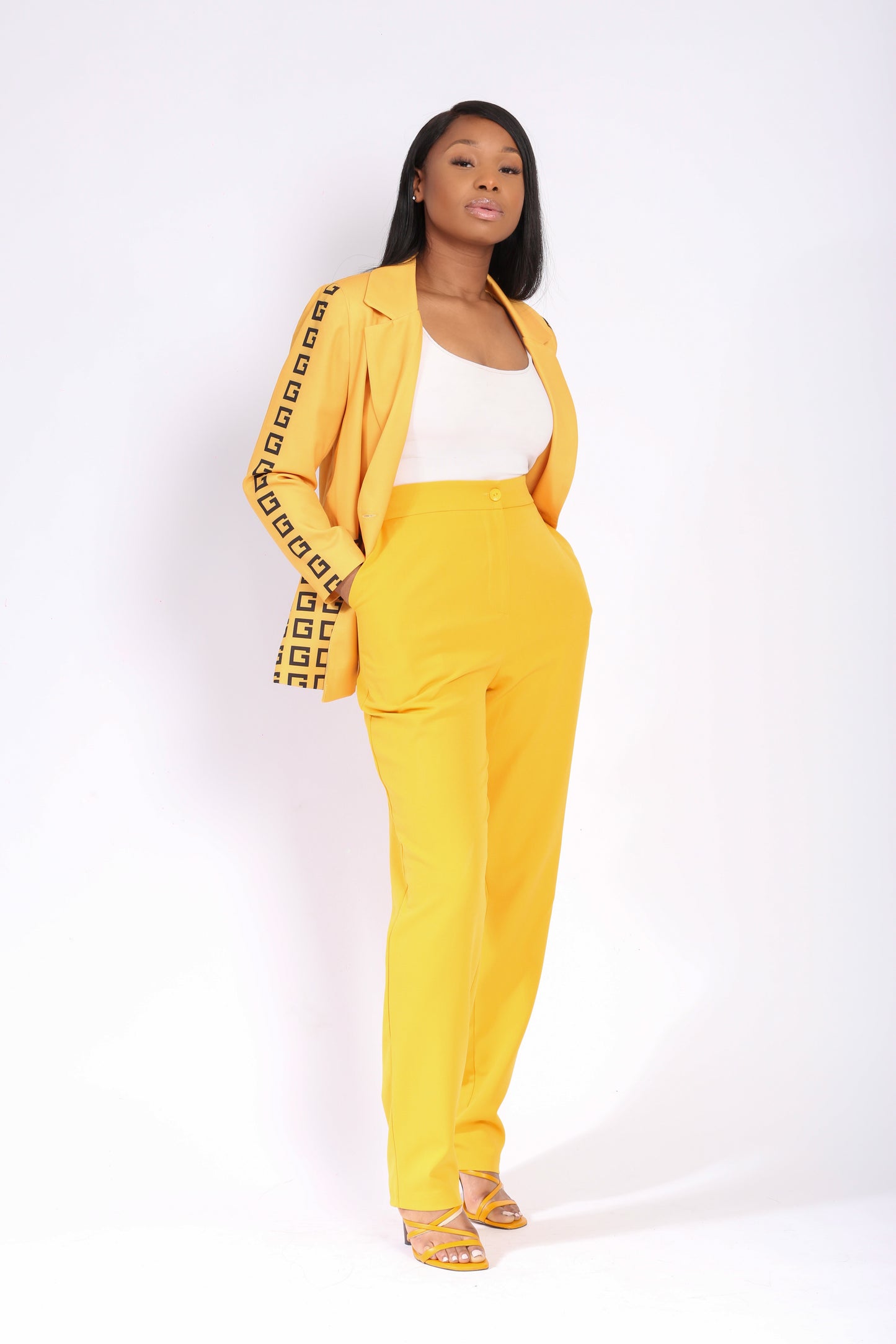 Tailleur Jaune