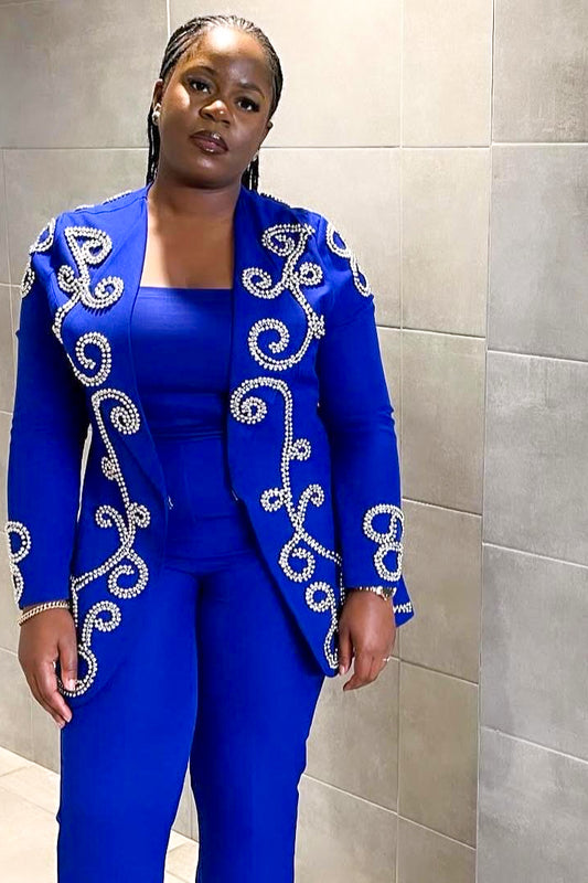 Tailleur bleu strass