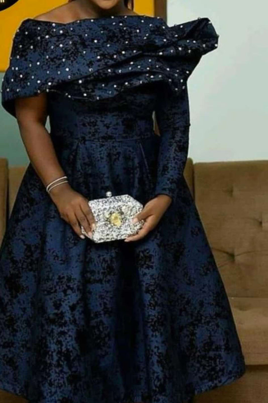 Robe bleu foncé