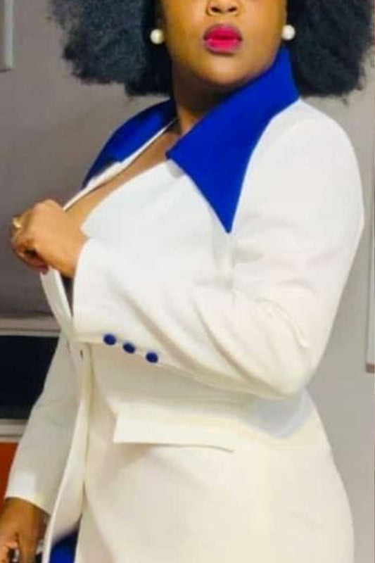 Tailleur col bleu