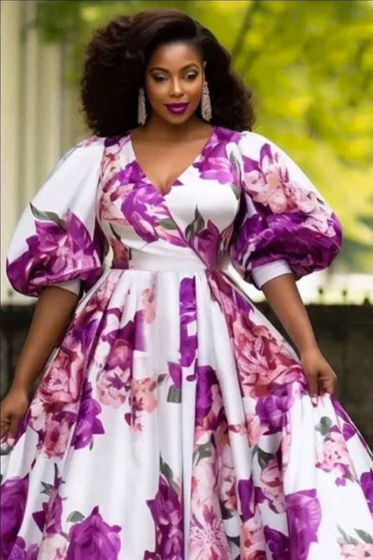 Robe blanche violet